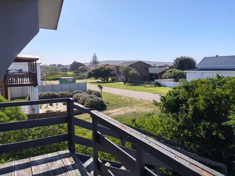 House For Sale in Gouritsmond Central - Photo 2