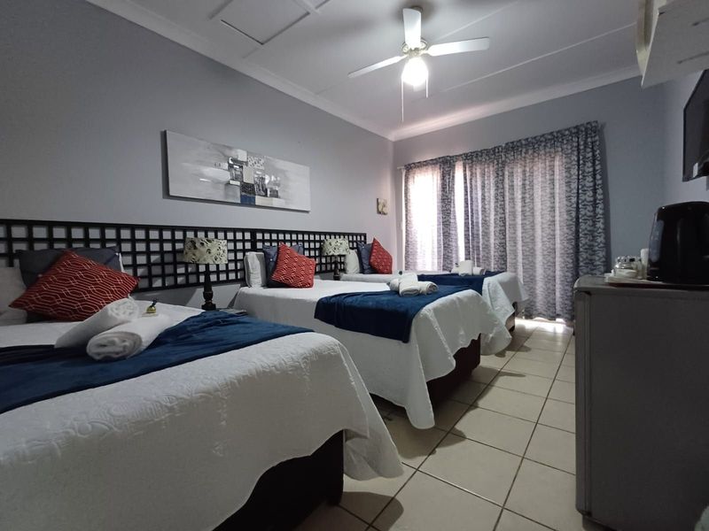 Guest House For Sale in Irene Park - Photo 6