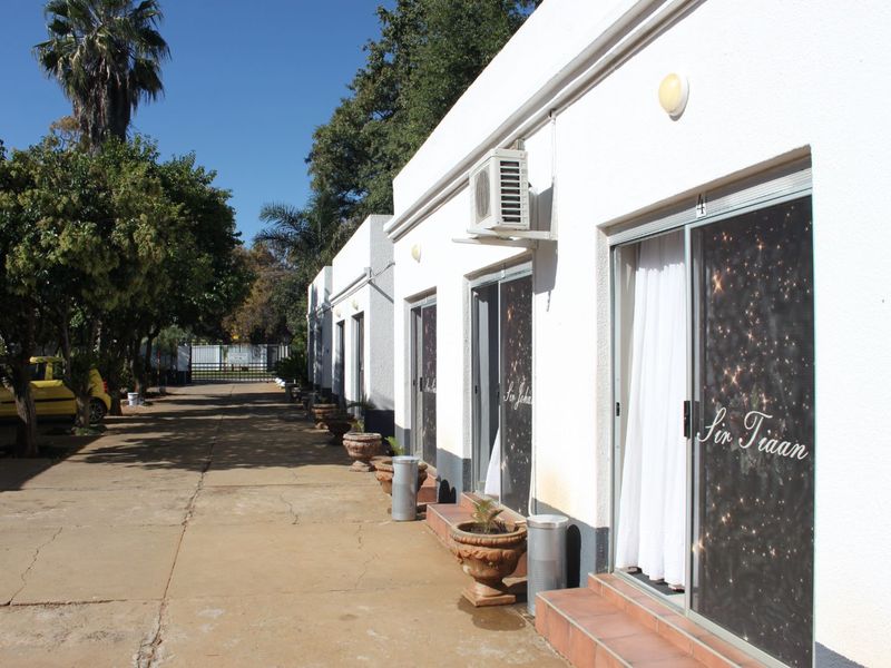 Guest House For Sale in Irene Park - Photo 10