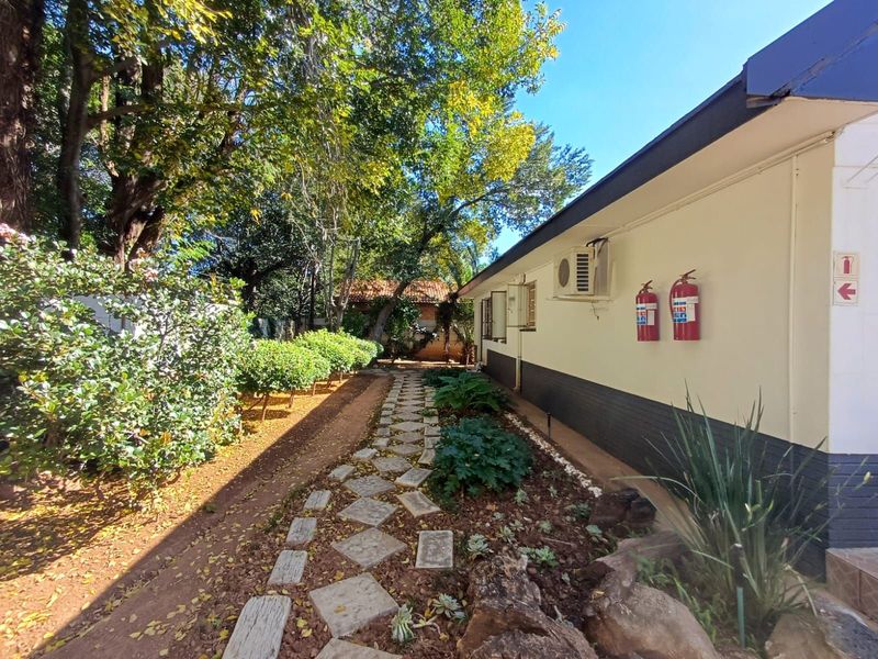 Guest House For Sale in Irene Park - Photo 9