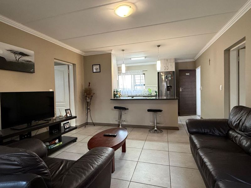 Apartment For Sale in Amberfield - Photo 7