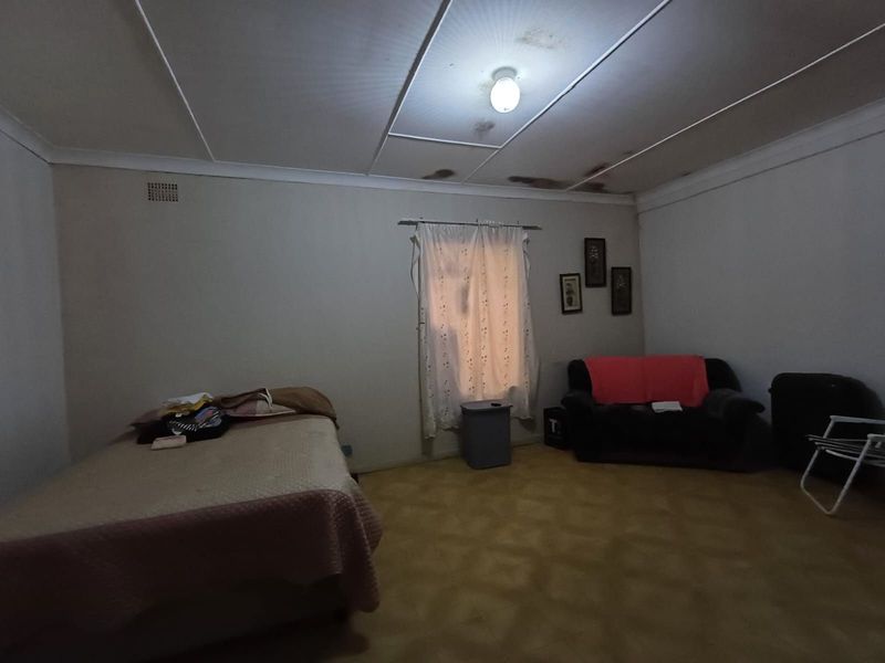 House For Sale in Orkney Central - Photo 9