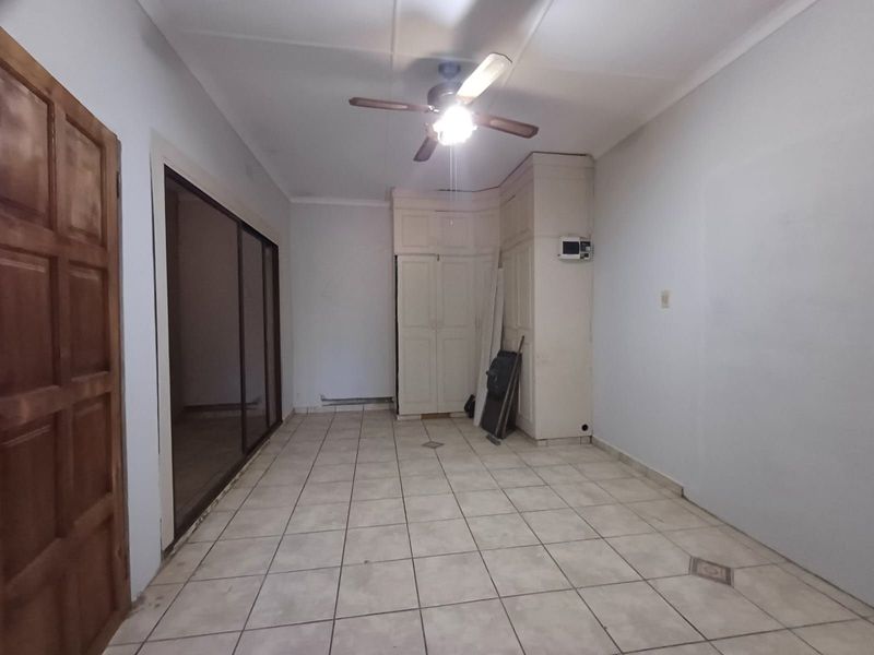 House For Sale in Orkney Central - Photo 6