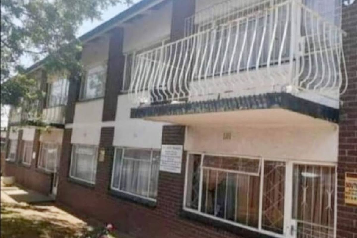 Apartment For Sale in Rosettenville - Photo 3