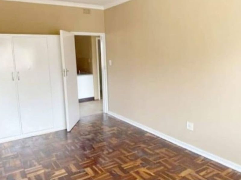 Apartment For Sale in Rosettenville - Photo 6