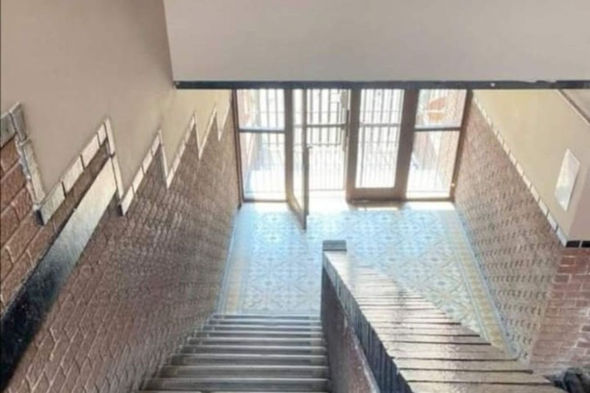 Apartment For Sale in Rosettenville - Photo 2