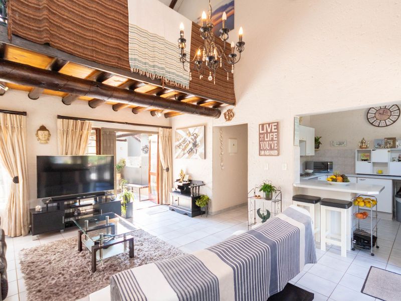 Apartment For Sale in Paulshof - Photo 5