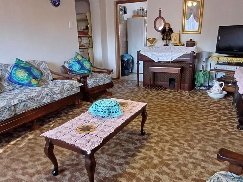 House For Sale in George South - Photo 6