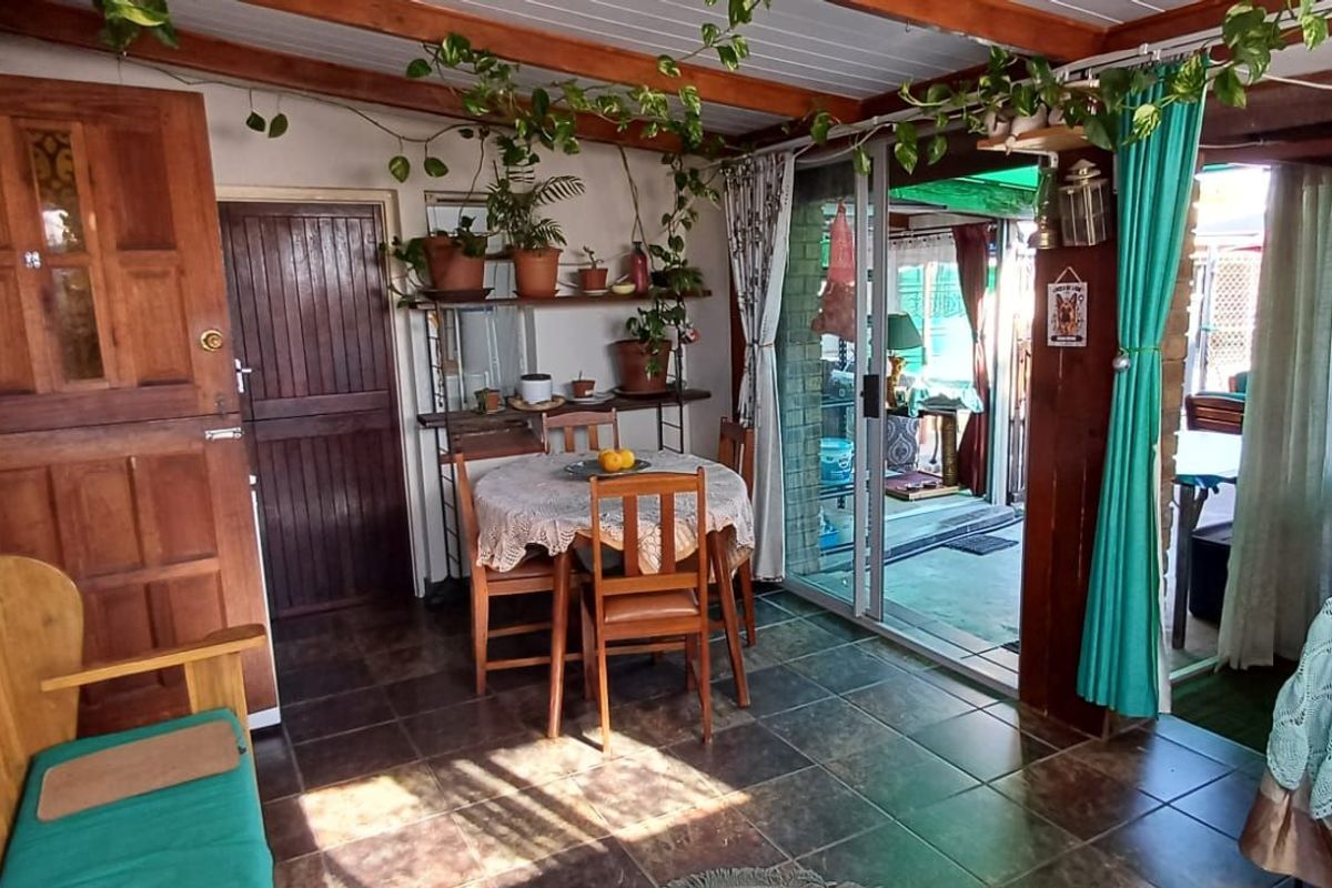 House For Sale in George South - Photo 5