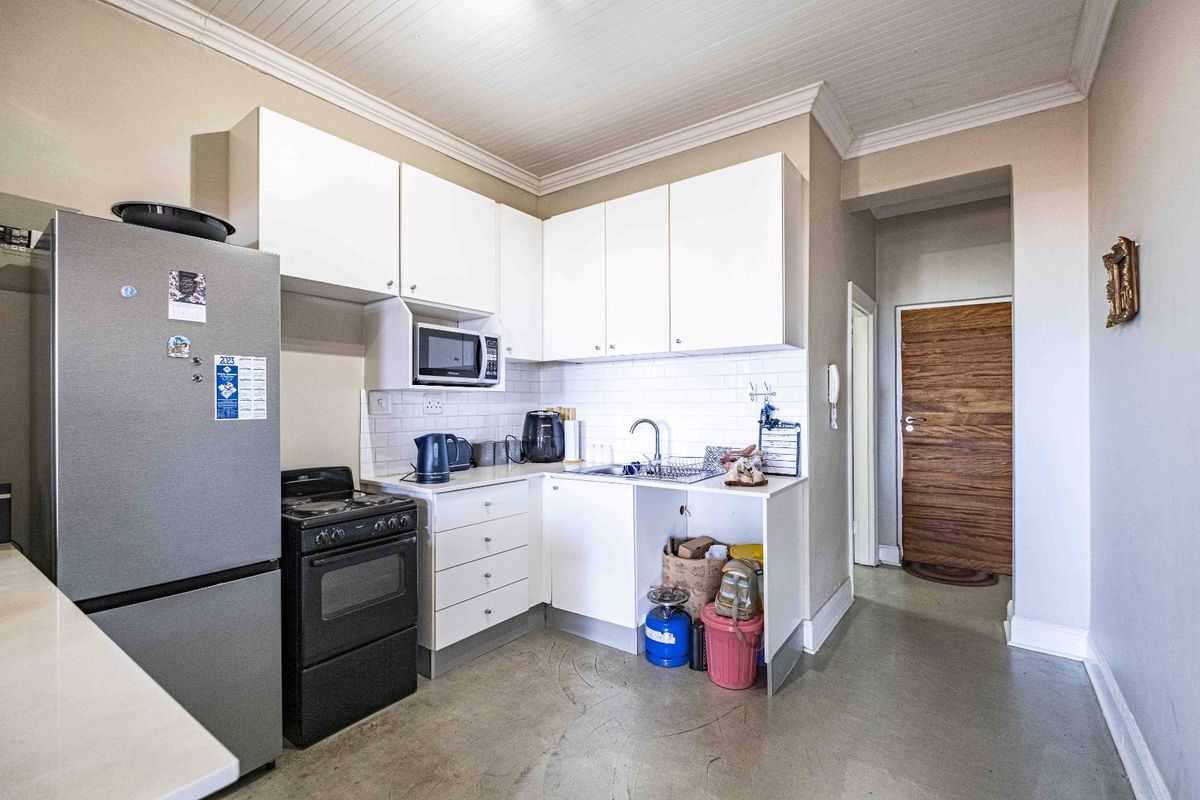 Apartment For Sale in Richmond Hill - Photo 5