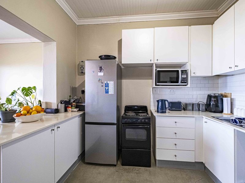 Apartment For Sale in Richmond Hill - Photo 6