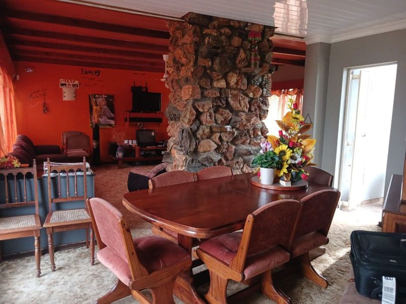 House For Sale in Declercqville - Photo 5