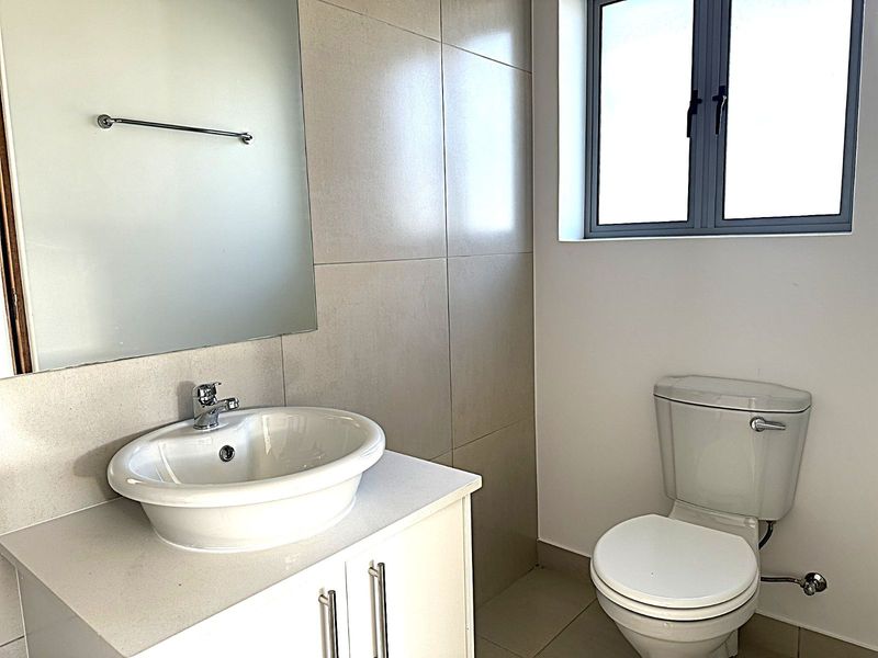 Townhouse For Sale in Mooikloof Country Estate - Photo 9