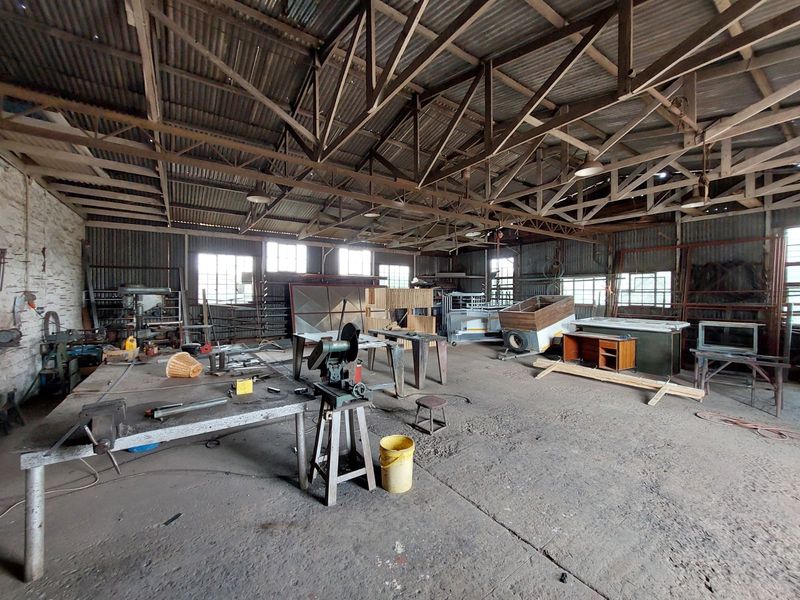 Industrial To Rent in Graaff-Reinet Central - Photo 3