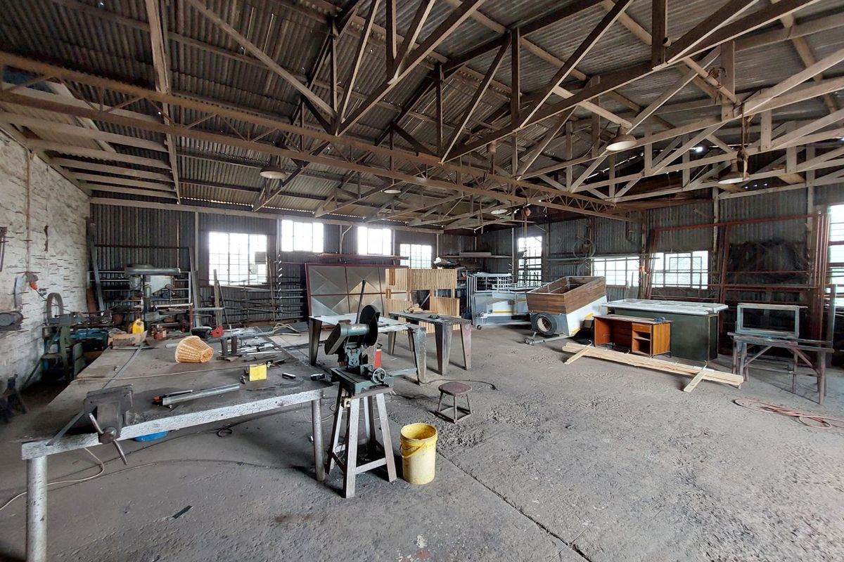 Industrial To Rent in Graaff-Reinet Central - Photo 3