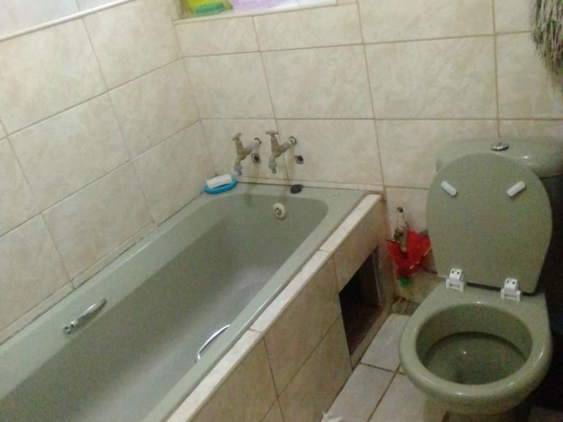 Apartment For Sale in Kempton Park Central - Photo 6