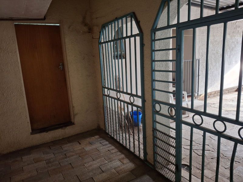 House For Sale in Dorandia - Photo 8