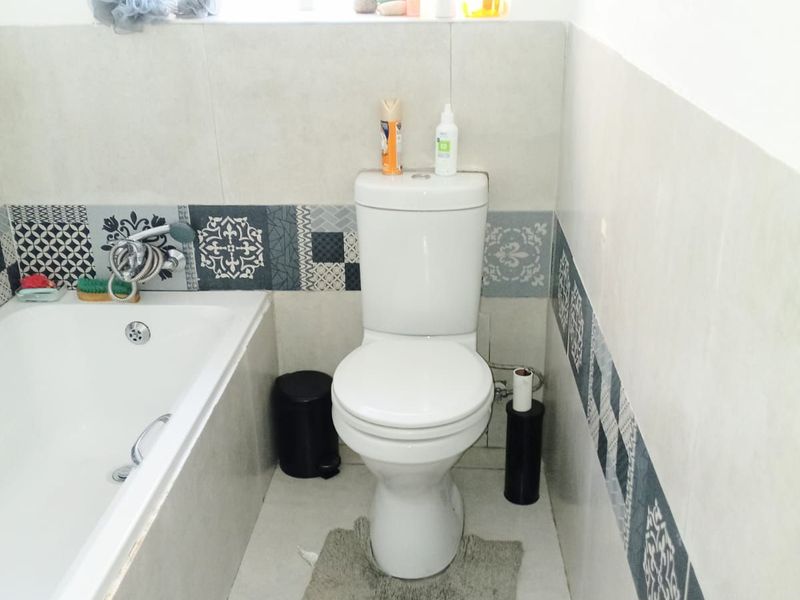 Townhouse For Sale in Florida - Photo 9