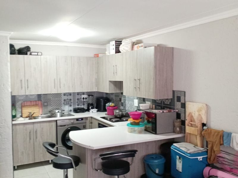 Townhouse For Sale in Florida - Photo 4