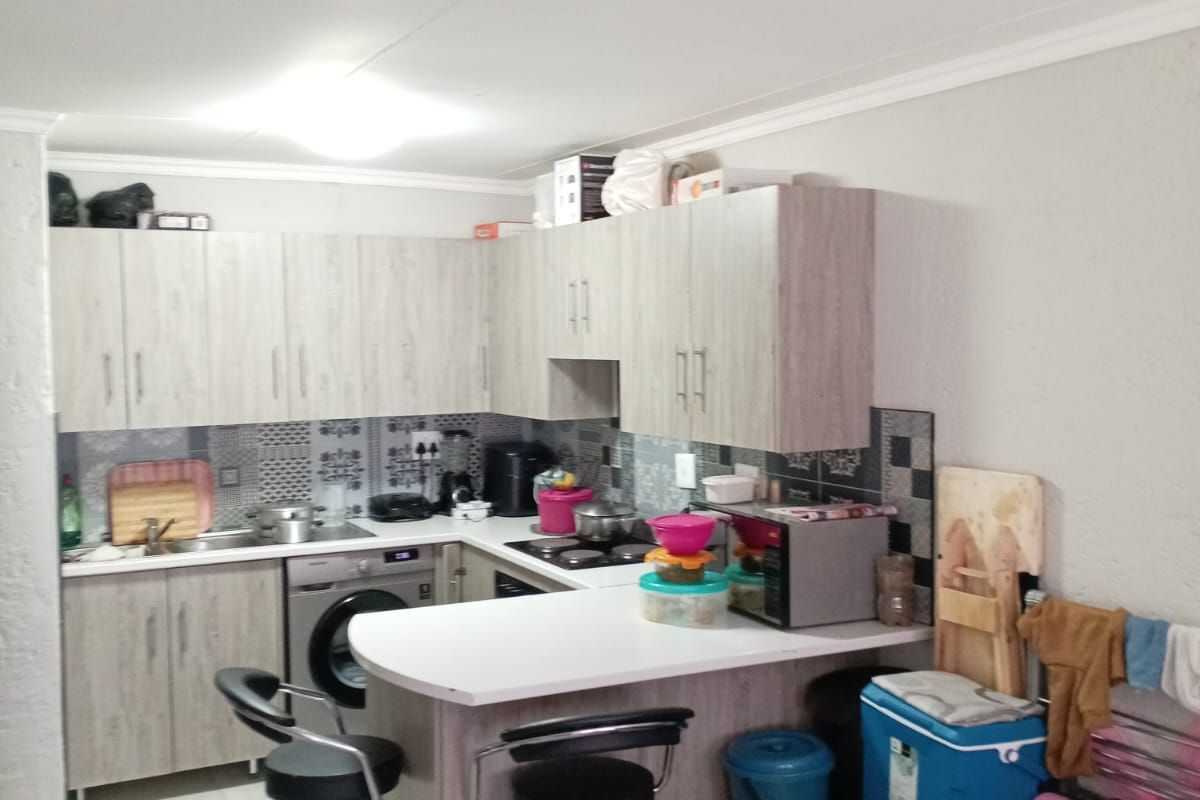 Townhouse For Sale in Florida - Photo 4