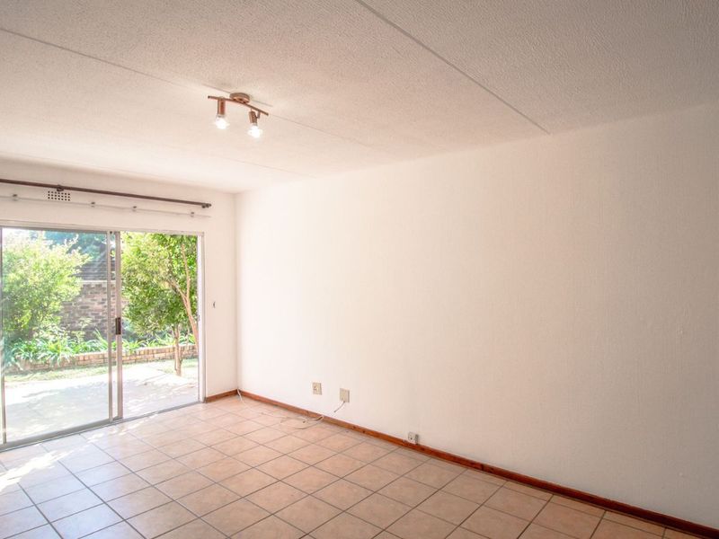 Apartment For Sale in Fourways - Photo 7