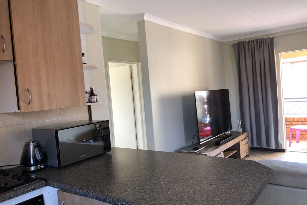 Apartment For Sale in Karenpark - Photo 3