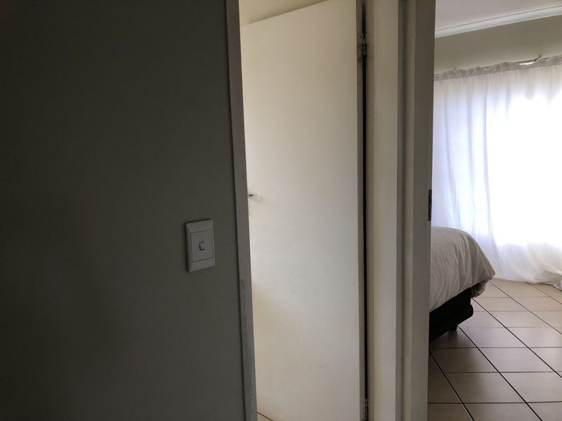 Apartment For Sale in Karenpark - Photo 6