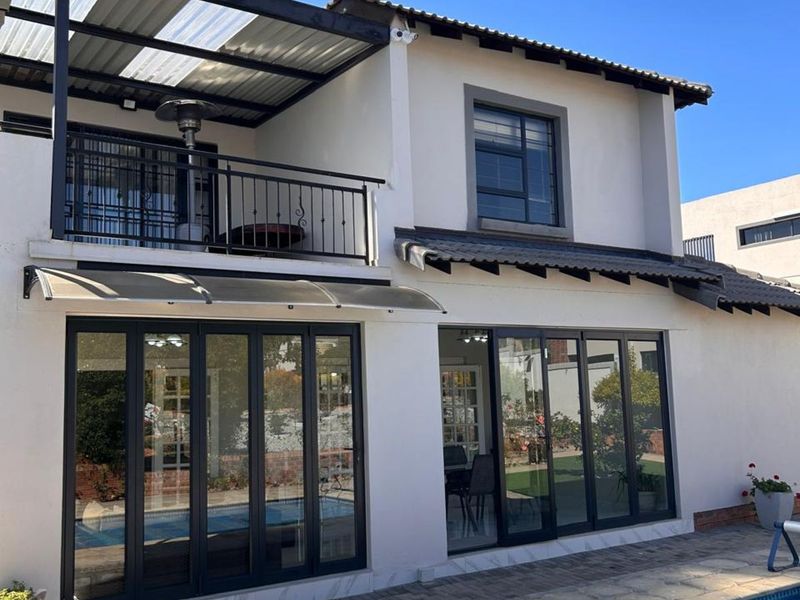 House For Sale in Bendor - Photo 2