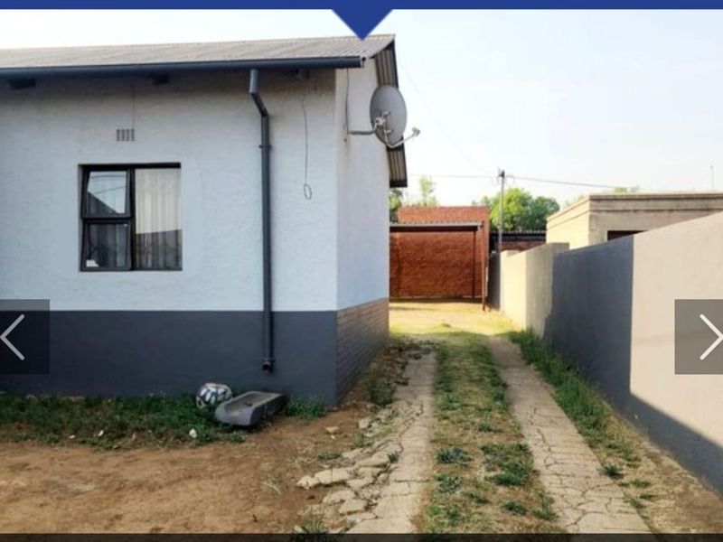 House For Sale in Danville - Photo 4