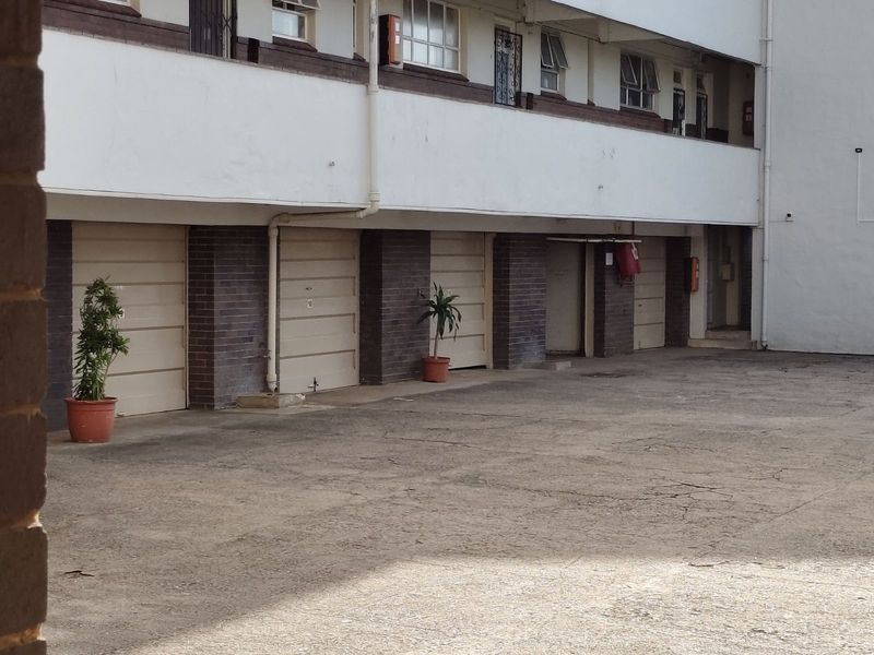 Apartment For Sale in Musgrave - Photo 4