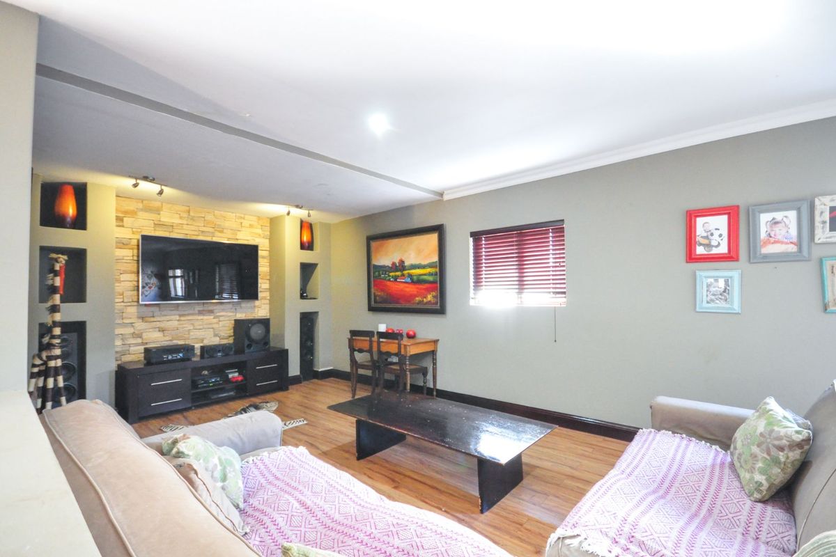 House For Sale in The Wilds - Photo 5