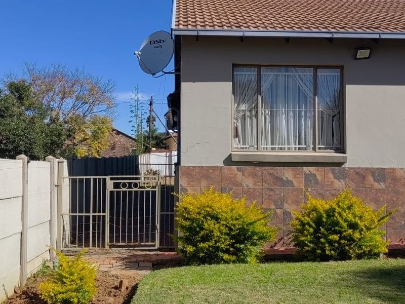 House For Sale in Heuweloord - Photo 4