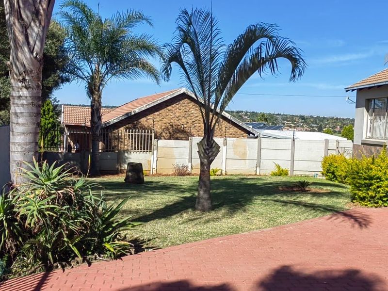 House For Sale in Heuweloord - Photo 3