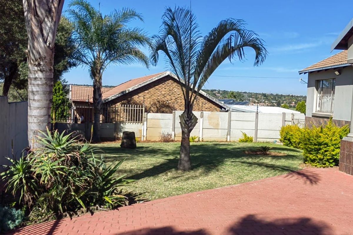 House For Sale in Heuweloord - Photo 3