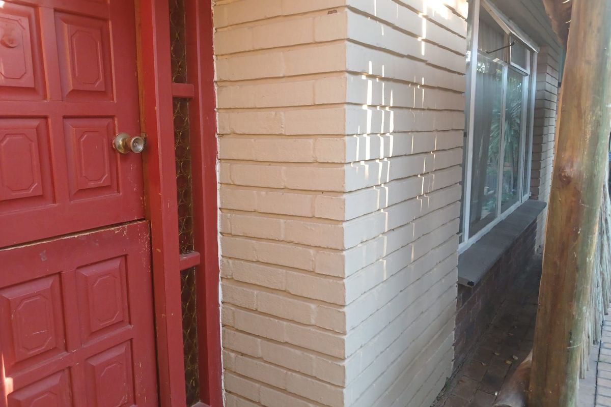 House For Sale in Adamayview - Photo 4