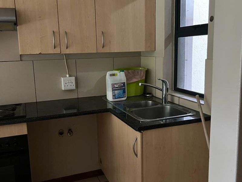 Apartment For Sale in Jackal Creek Golf Estate - Photo 4