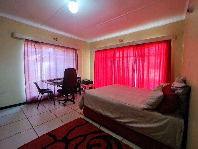 House For Sale in Ventersdorp Central - Photo 6