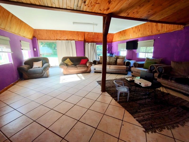 House For Sale in Ventersdorp Central - Photo 3