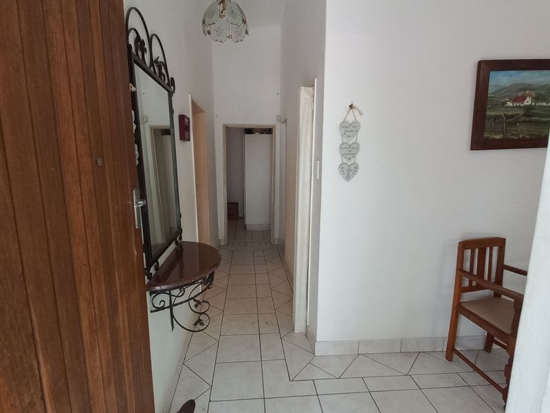 House For Sale in Calitzdorp Central - Photo 4