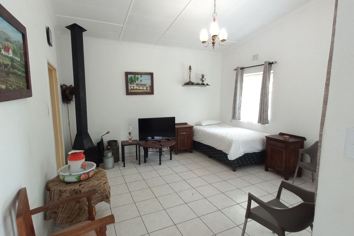 House For Sale in Calitzdorp Central - Photo 5