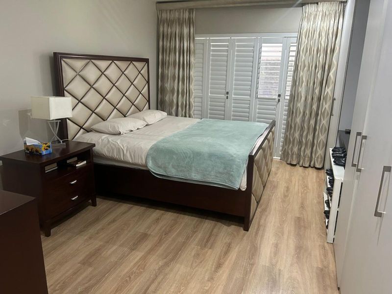 Apartment For Sale in Oaklands - Photo 5