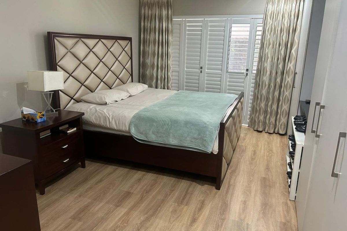 Apartment For Sale in Oaklands - Photo 5