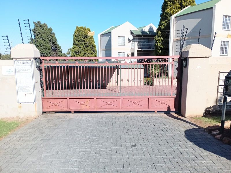 Apartment For Sale in Horizon View - Photo 2