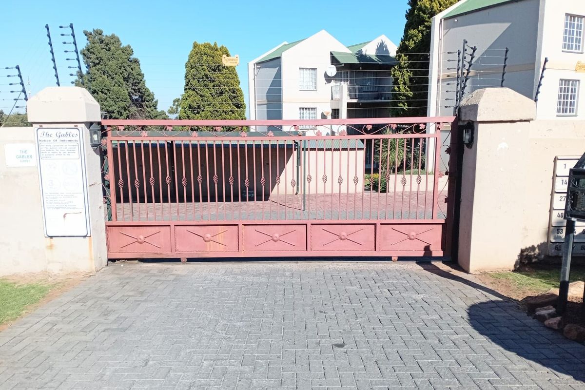 Apartment For Sale in Horizon View - Photo 2