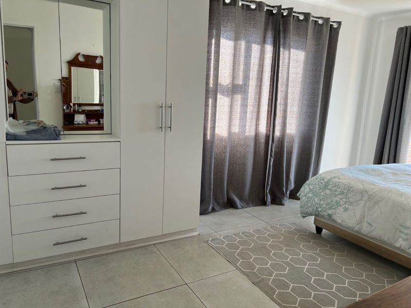 Townhouse For Sale in Mossel Bay Central - Photo 4