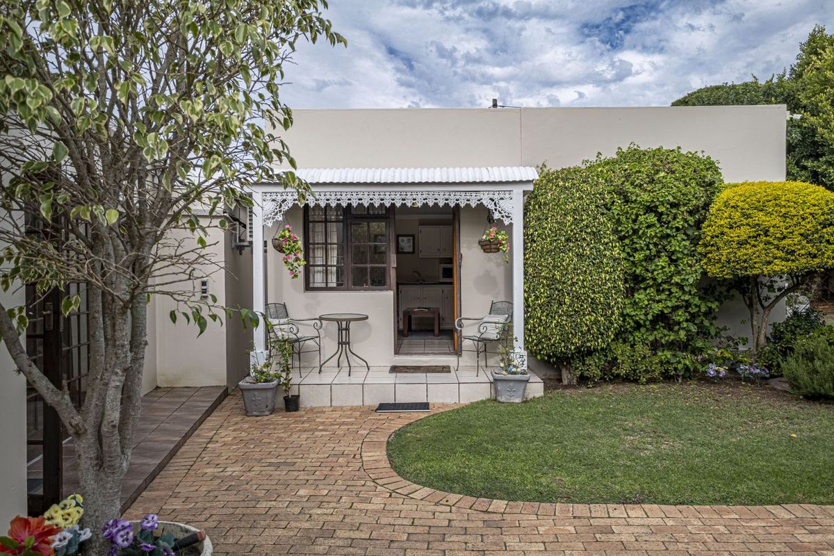 House For Sale in Mount Croix - Photo 3