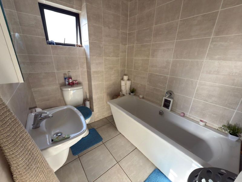 Apartment For Sale in Greencreek Lifestlye Estate - Photo 6