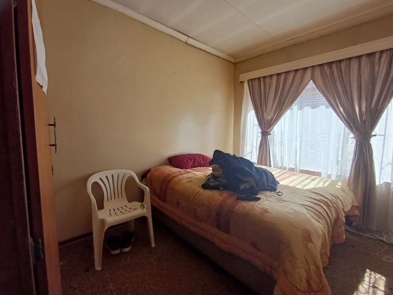 House For Sale in Kanana - Photo 9