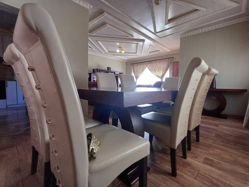 House For Sale in Kanana - Photo 7