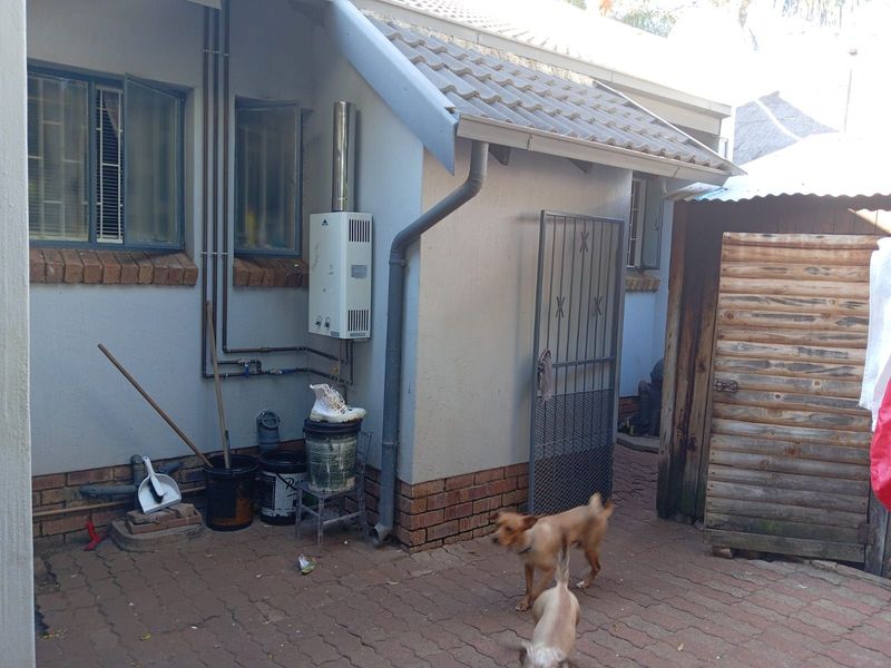 House For Sale in Karenpark - Photo 6